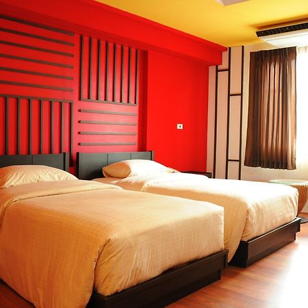 BKK Home 24 Boutique Hotel Bangkok Extérieur photo